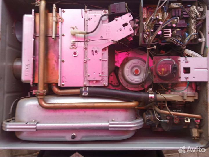 Котел газовый настенный Rinnai RB-366GMF(RU)