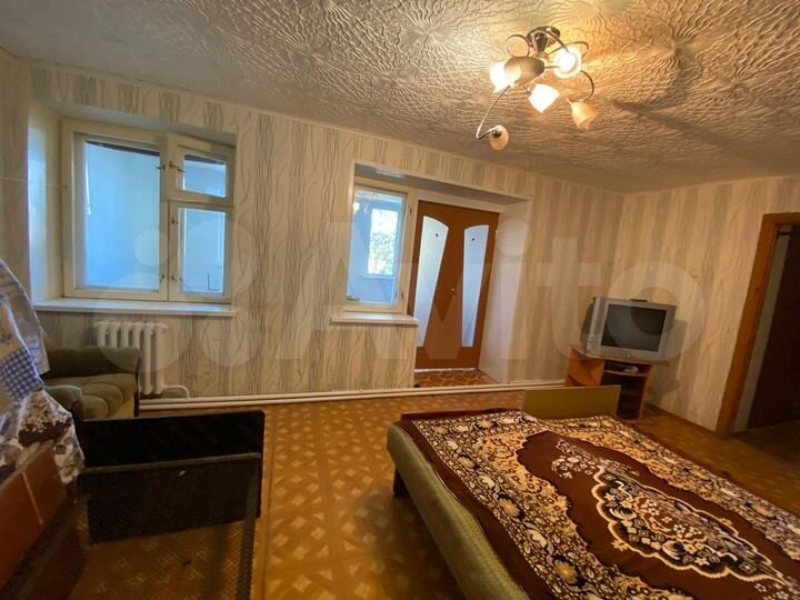 3-к. квартира, 82 м², 2/2 эт.