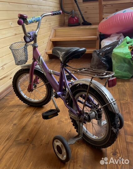 Детский велосипед четырехколесный 14