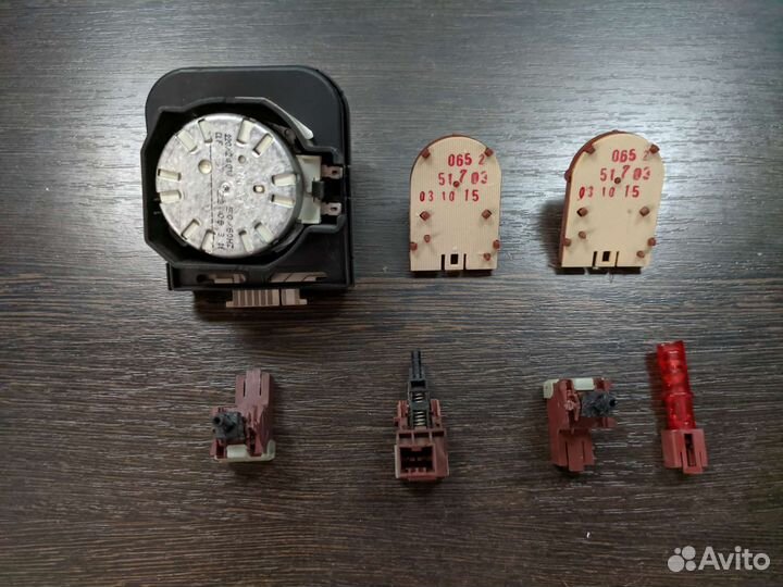 Запчасти для стиральной машины Indesit WS84TX