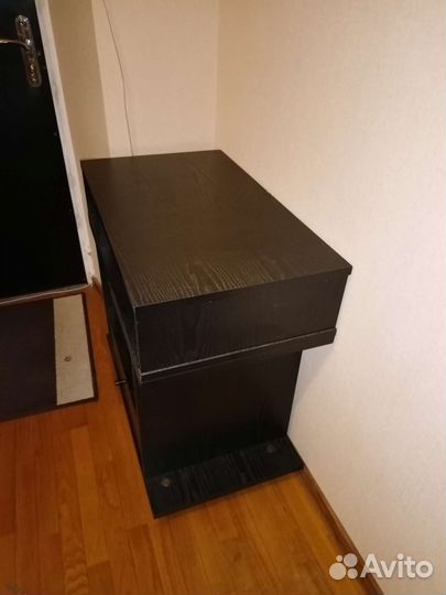 Тумба под телевизор