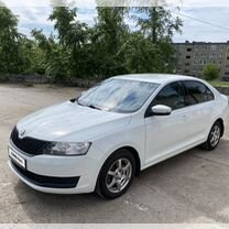 Skoda Rapid 1.6 AT, 2017, 117 010 км, с пробегом, цена 1 290 000 руб.