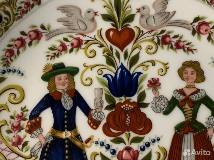 Немецкие Настенные Тарелки Кавалер и Дама