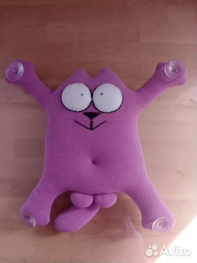 Кот Саймон на присосках