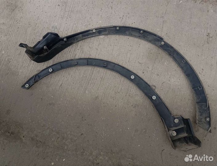 Накладки крыльев правые Toyota RAV4 CA40