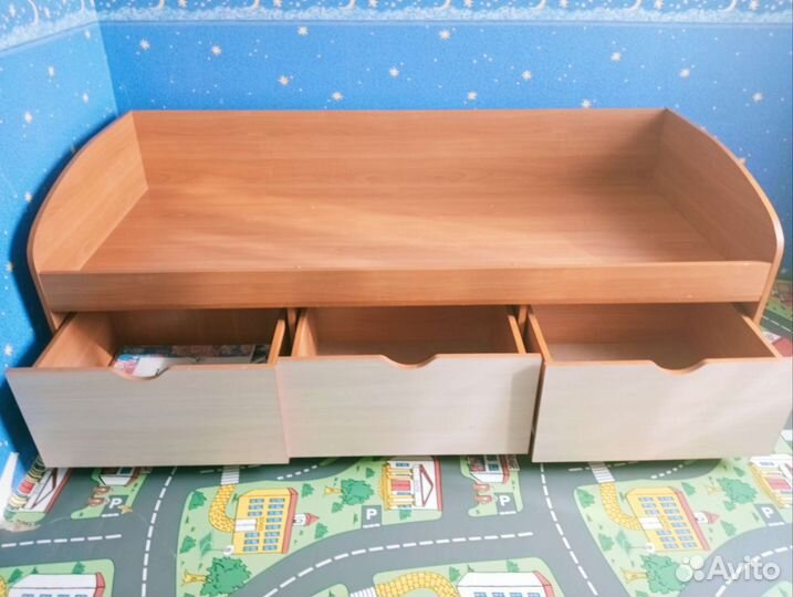 Кровать детская