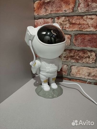 Ночник проектор космонавт новый (новая модель)