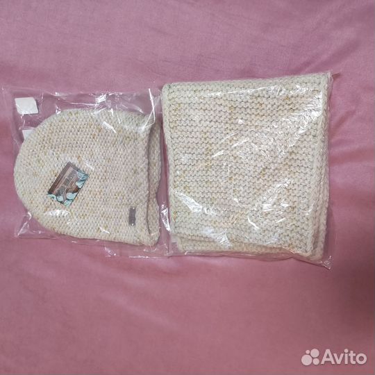 Шапка и снуд женские