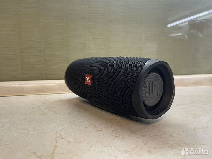 Колонка JBL charge 4