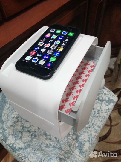 Держатель для туалетной бумаги