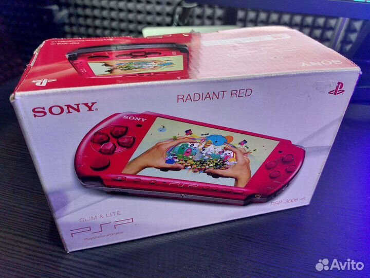 Sony psp 3008 прошитая 8gb красная