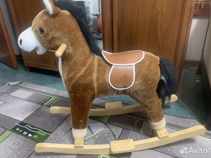 Детская качалка лошадь