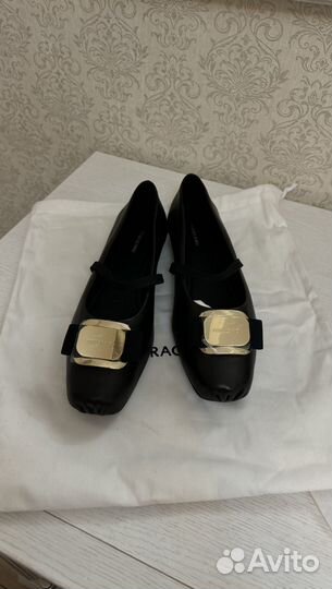 Балетки ferragamo
