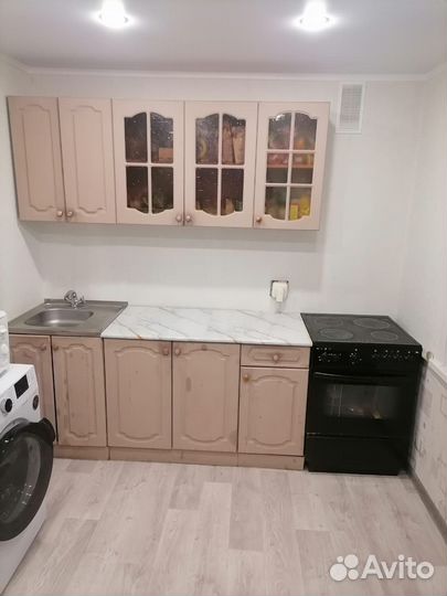 Продам кухонный гарнитур бу