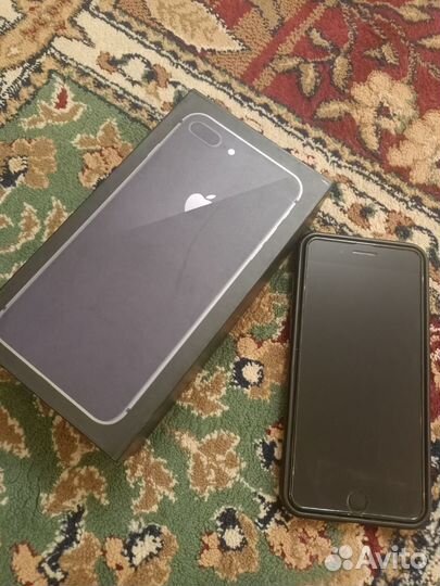 iPhone 8 Plus, 64 ГБ
