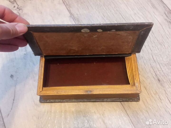 Шкатулка старинная