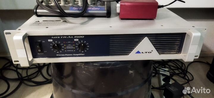 Колонки JBL JRX125 + усилитель Alto Mistral 1500