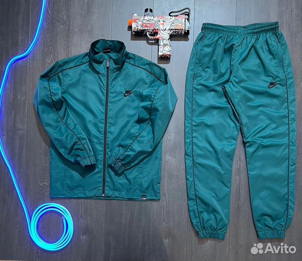 Спортивный костюм Nike