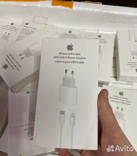 Зарядка на iPhone 20w Premium