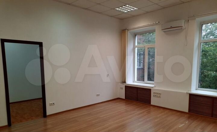 Сдам офисное помещение, 300 м²