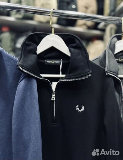 Свитшот Fred Perry