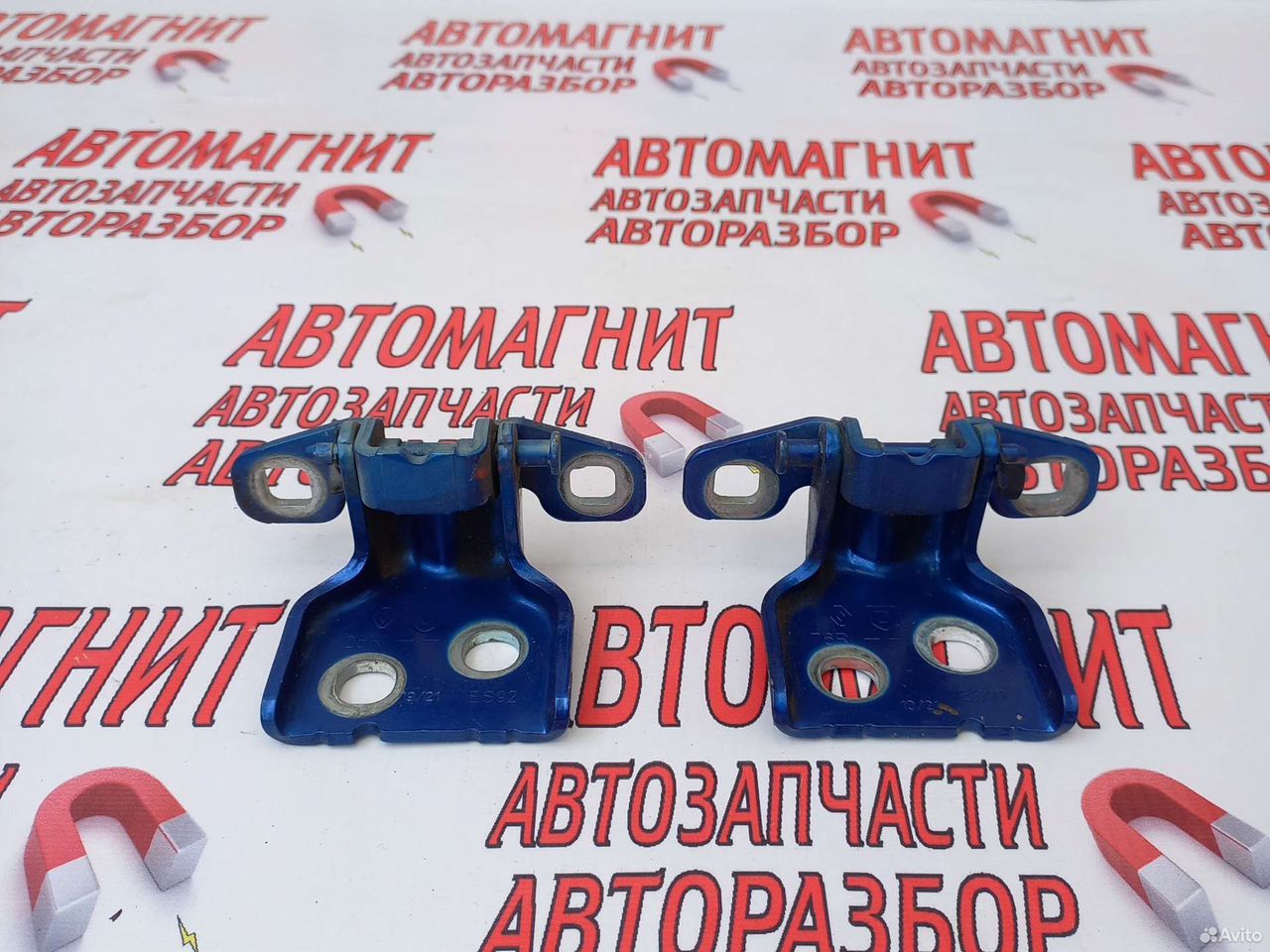 Петля двери задней правой Рено Аркана