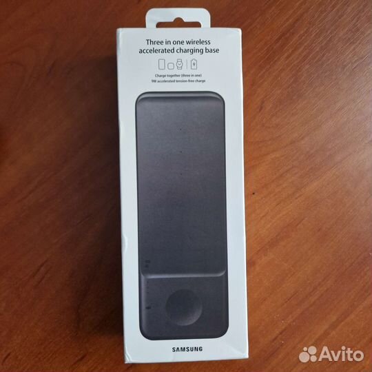 Беспроводная зарядка Samsung EP-P6300