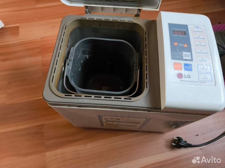 Хлебопечка