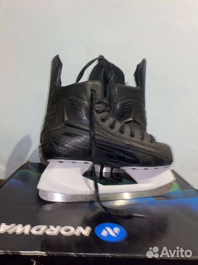 Коньки хоккейные 41размер