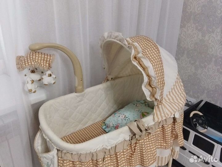 Детская кроватка люлька