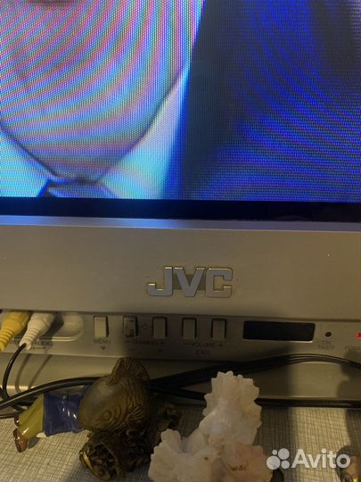 Продам телевизор JVC б/у рабочий