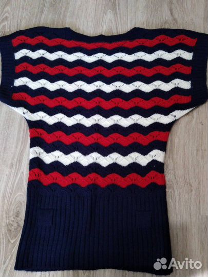 Жилетка вязаная