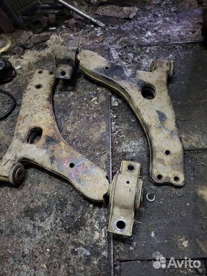 Рычаг передний ford focus 1