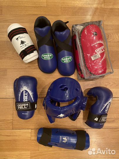 Амуниция для тхэквондо / кикбоксинга