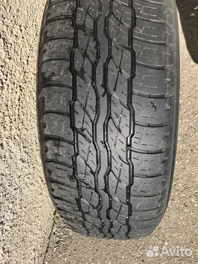 Bridgestone Dueler H/T 687 225/65 R17