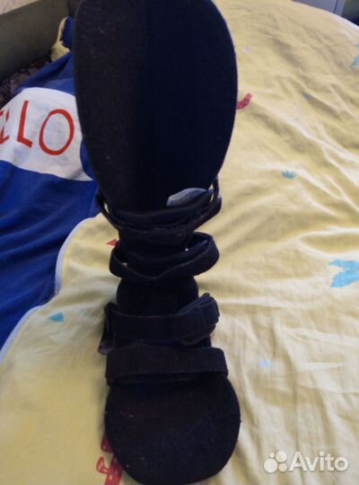 Деротационный сапожок (ортез голеностопный)