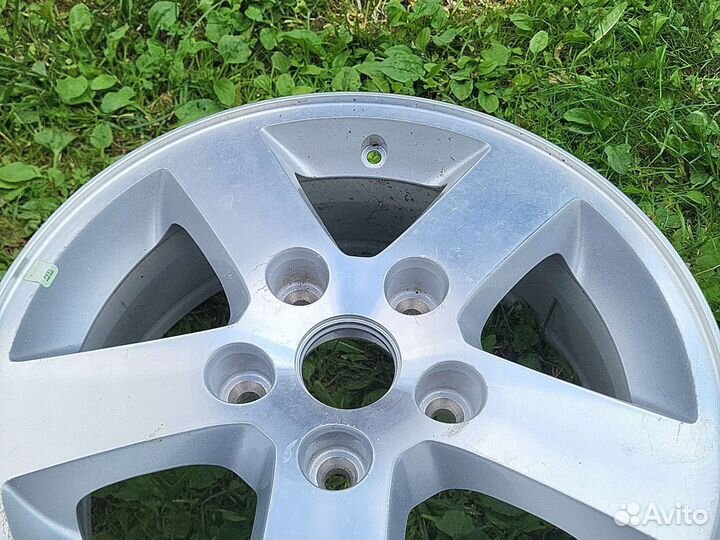 Диск новый оригинал R16