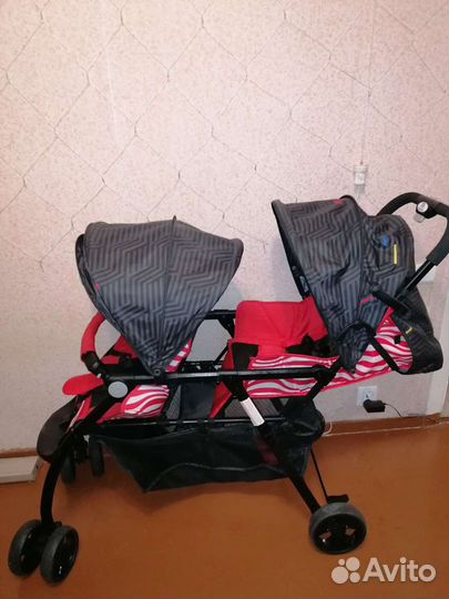 Прогулочная коляска для погодок