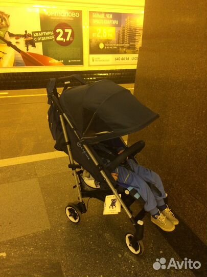 Коляска прогулочная