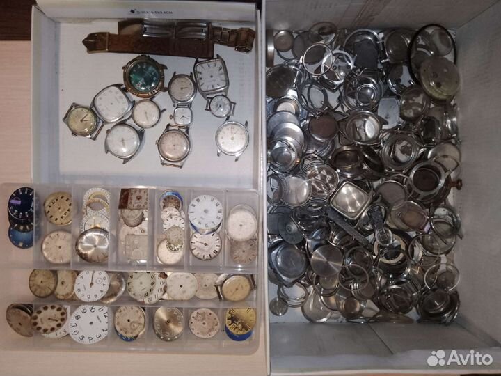 Часы СССР и много запчастей