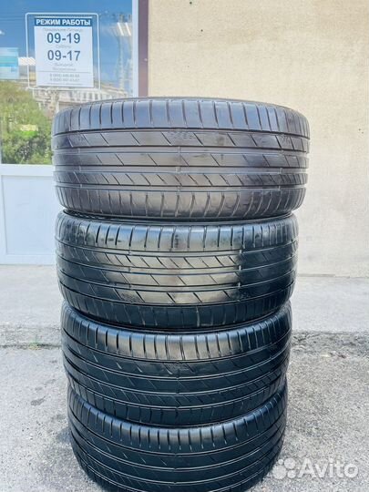 Kumho Ecsta PS71 SUV 265/40 R22 106Y