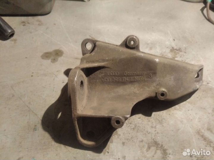 Кронштейны АКПП