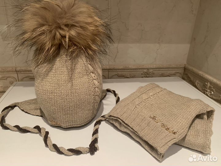 Шапки детские для девочек Blumarine,Armani