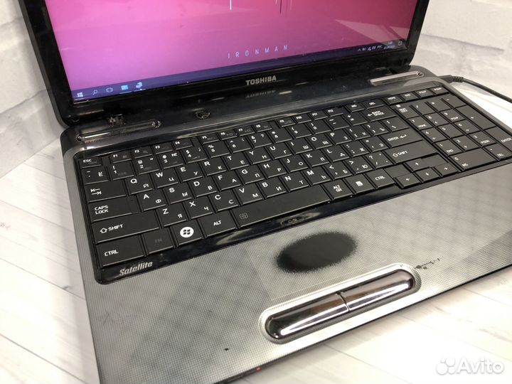 Бюджетный игровой ноутбук Toshiba 2 видеокарты