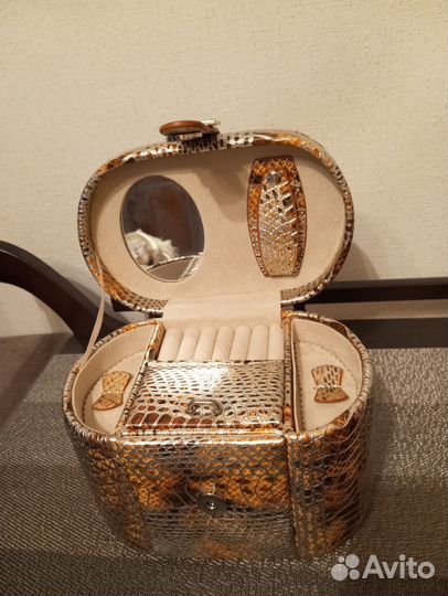 Шкатулка для украшений сувенирная