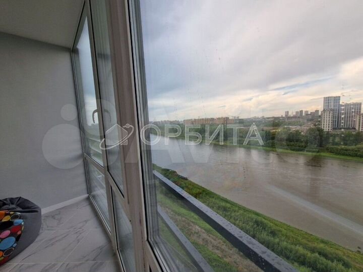 3-к. квартира, 132,6 м², 12/17 эт.