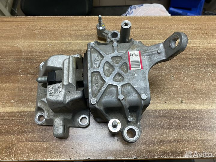 Опора двигателя левая Kia K5