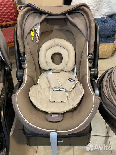 Коляска chicco 3 в 1