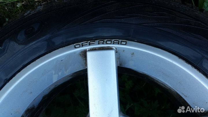 Toyo Open Country I/T 215/65 R16 98T