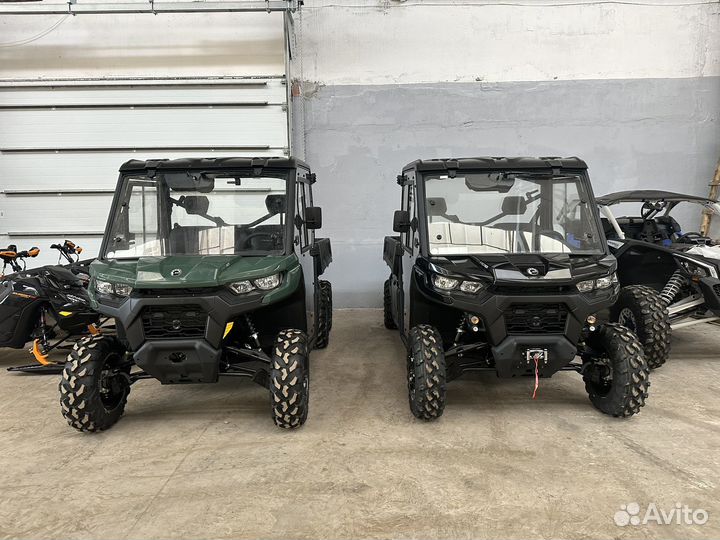 Новый Can-am Traxter Hd10 PRO XU + кабина 2023 BRP